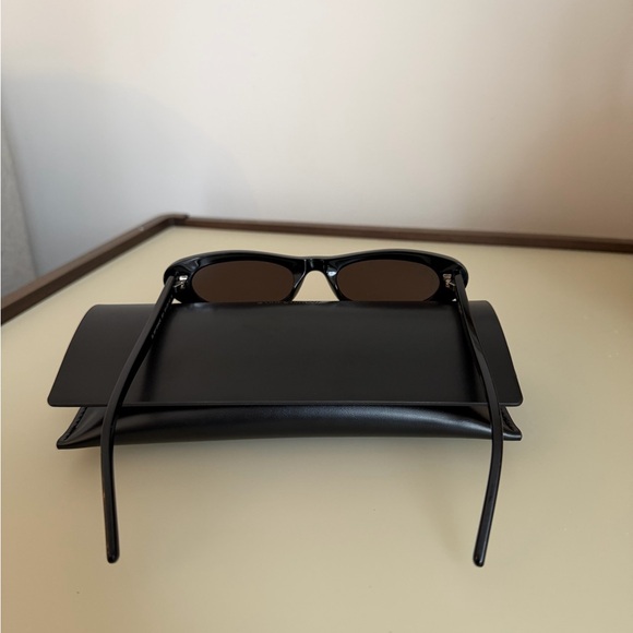 YSL Saint Laurent SL 557 Shade Black Sunglasses - Picture 8 of 14